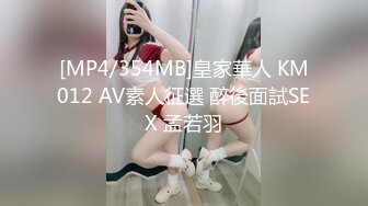 插到女友自己扭屁股