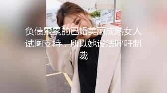 潜入乡镇卫生院偷拍老公陪着来打针的妹子撅着屁股尿尿