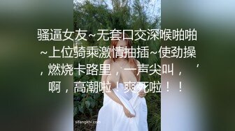 颜值不错的美女主播露脸激情大秀，颜值高身材好抖动骚奶子艳舞诱惑，掰开骚穴看特写展示，跟狼友互动撩骚