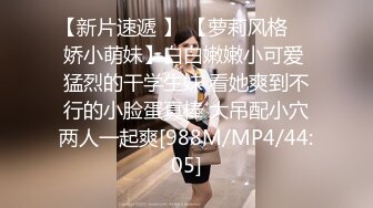 我觉得这组拍的很美，狗狗白到发光 (1)