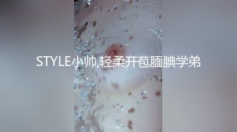 《顶级网_红重磅精品》万狼求档OnlyFans斯文眼镜反_差小姐姐deerlong解锁福利私拍百变小骚女 (2)