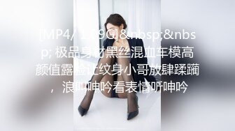 ♈千娇百媚美少女♈反差双马尾小可爱公园偷偷露出，这么可爱的妹子怎么会这么骚呢，人前淑女